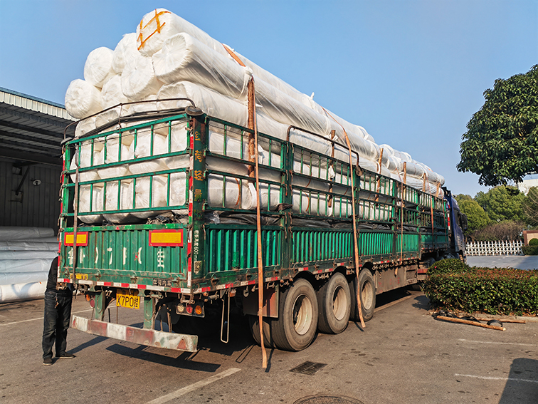 湖南益宏達新材料有限責(zé)任公司,HDPE、土工布、土工膜、土工格柵、排水網(wǎng)