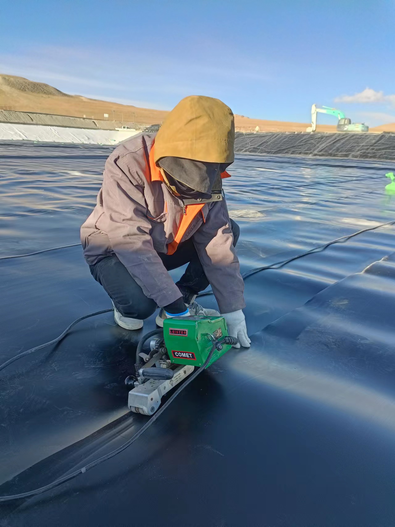 湖南益宏達新材料有限責(zé)任公司,HDPE、土工布、土工膜、土工格柵、排水網(wǎng)